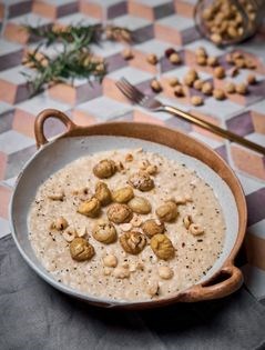 Celeriac and chestnut risotto (Risotto al sedano rapa con castagne e nocciole)