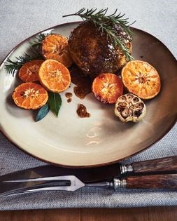 Celeriac roast with citrus sauce