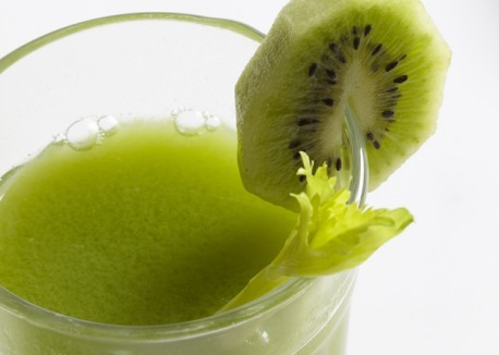 Celery-apple-kiwi juice with ginger