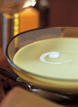 Celery bisque with Stilton toasts
