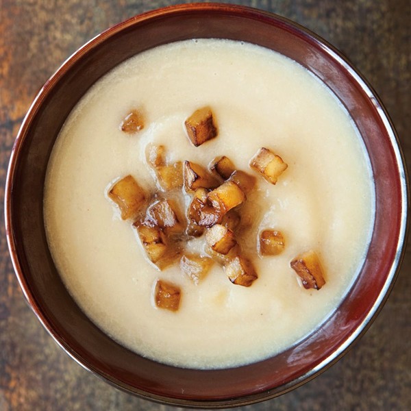Celery root purée with caramelized apples