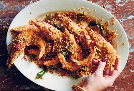 Cereal butter prawns