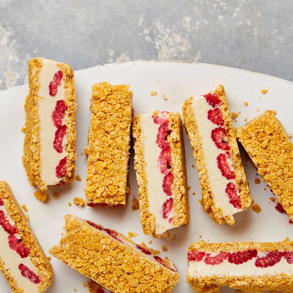 Cereal milk ice-cream sandwiches