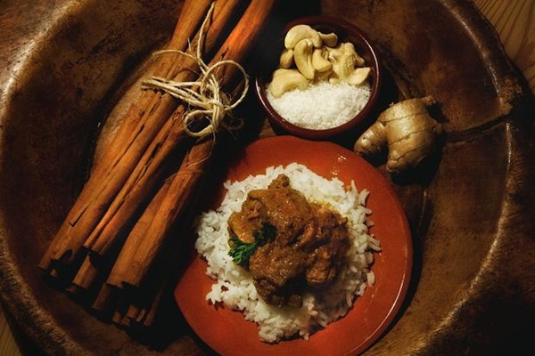 Ceylonese cashew coconut chicken