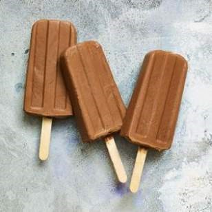 Chai fudge pops