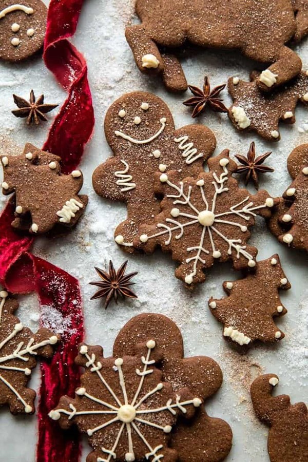 Chai gingerbread cookies