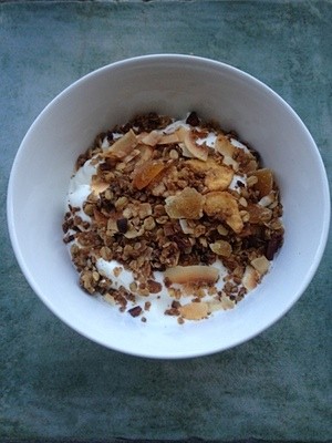 Chai granola