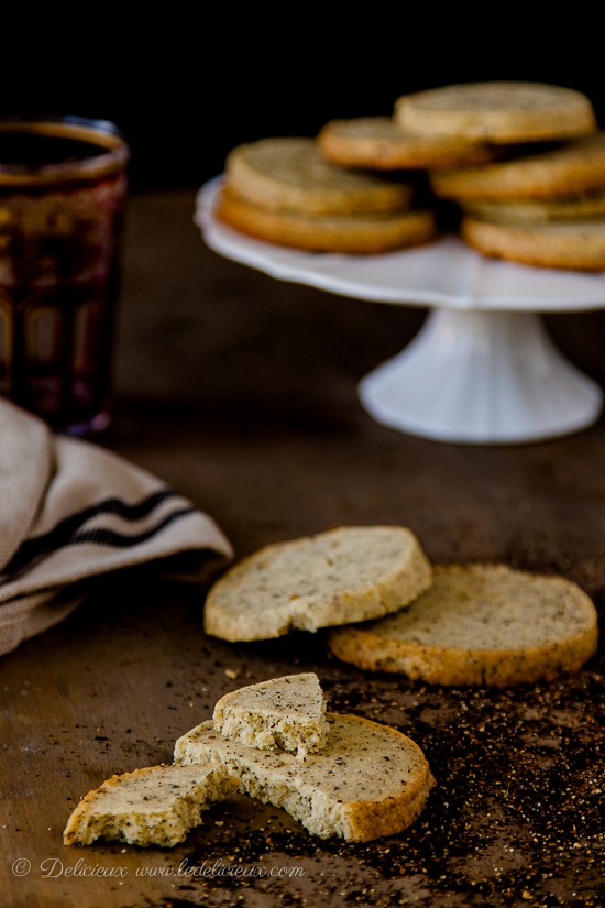Chai shortbread cookies