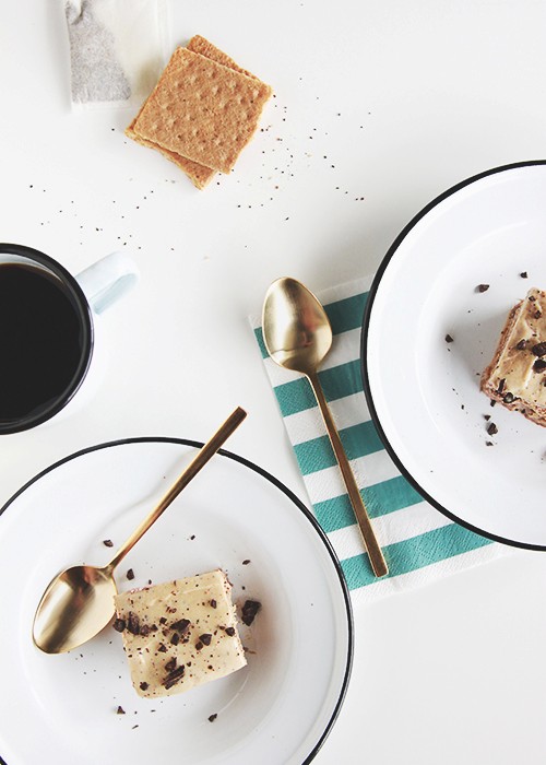 Chai tea ice box cake
