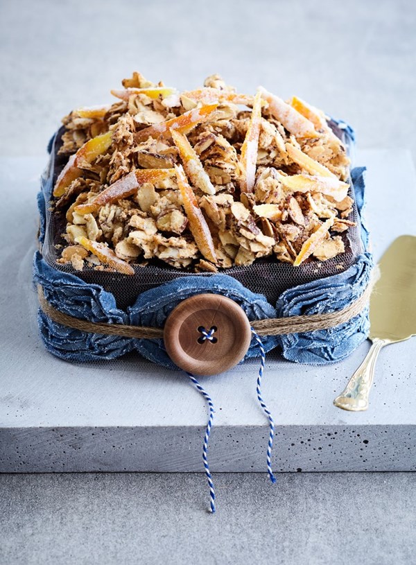 Chai toddy Christmas cake