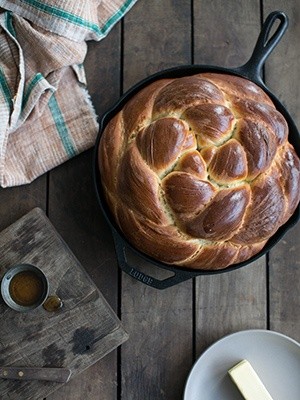 Challah bread