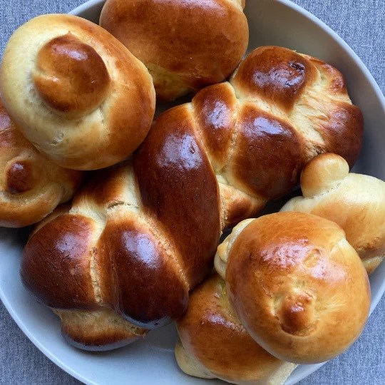 Challah bread