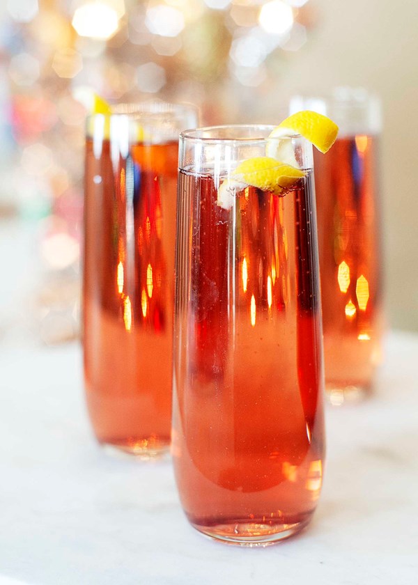 Chamb’ and Bubbly (Chambord Kir royale)