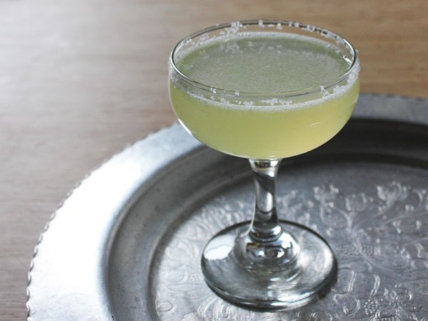 Chamomile tequila sour