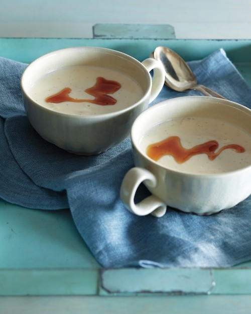 Chamomile-yogurt panna cotta