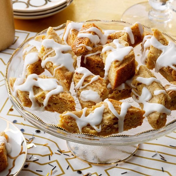 Champagne blondies