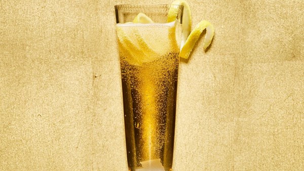 Champagne cocktail