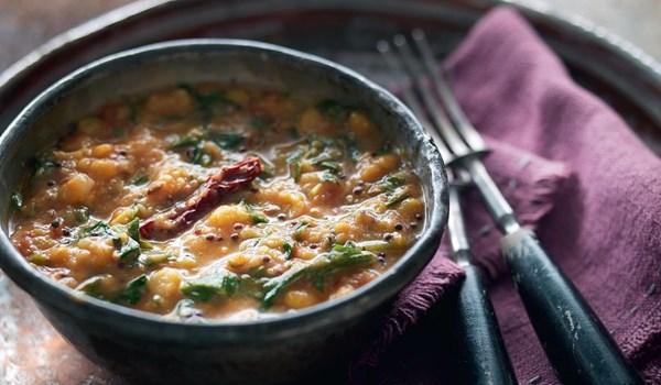 Chana dal with spinach and tomato (Saag-tamatar wali chana dal)