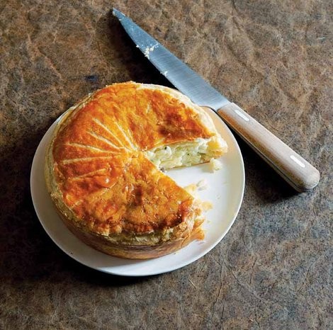 Chanterelle mushroom pie