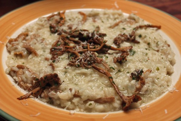 Chanterelle risotto with white truffle salt
