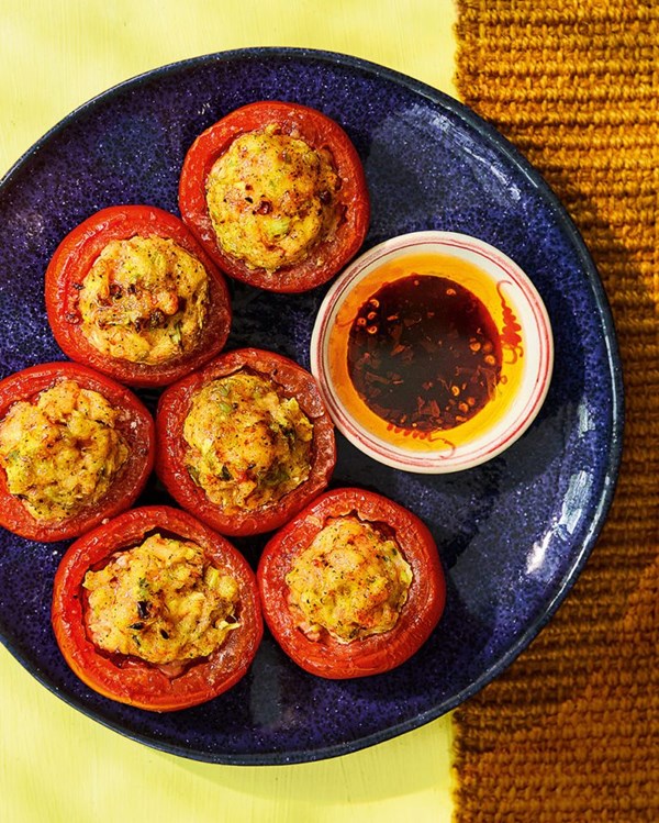 ‘Chao tom’ prawn baked tomatoes