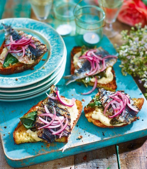 Charcoal grilled sardines on toast with sorrel and horseradish alioli
