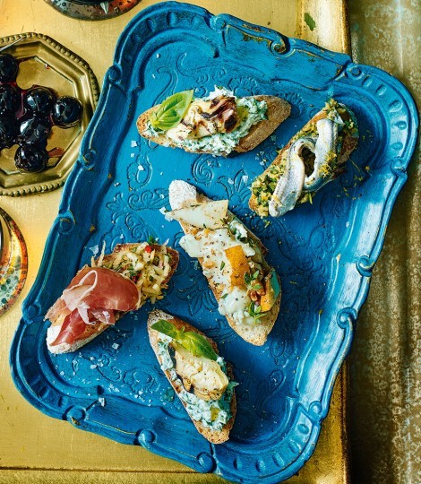 Chargrilled artichoke, basil and lemon crostini