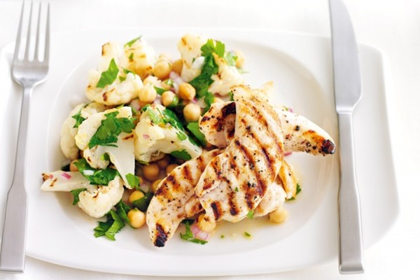 Chargrilled chicken with cauliflower & chickpea salad