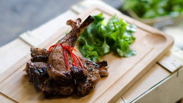 Chargrilled salt marsh lamb (Agneau de pré-salé grillé)