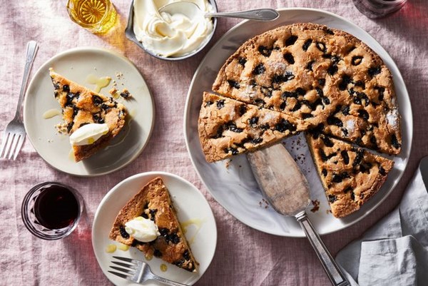 Charlotte Druckman's olive (oil) cake