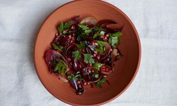 Charred red onions with pomegranate molasses