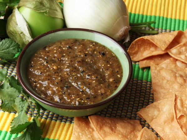 Charred salsa verde