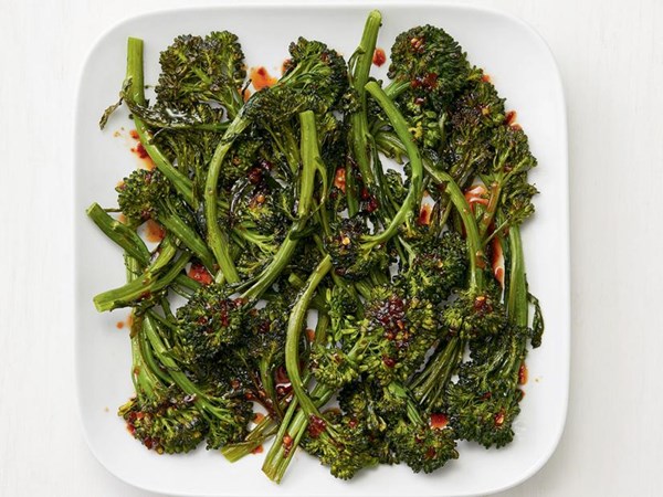 Charred spicy broccolini