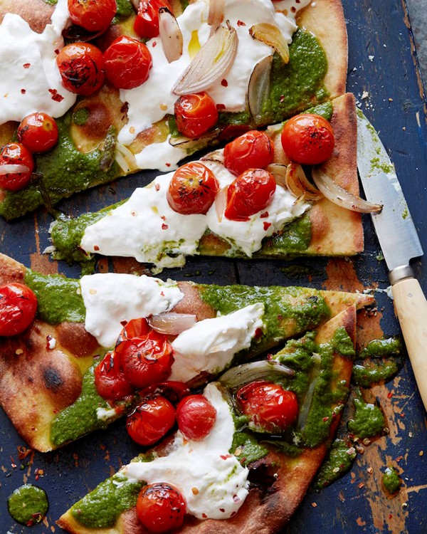 Charred tomato pesto pizza