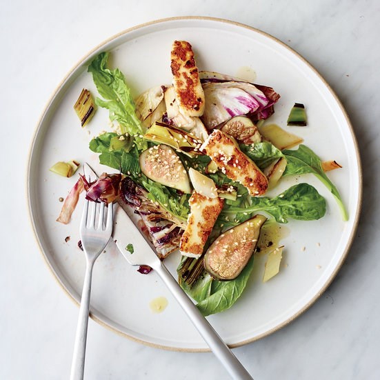 Charred-vegetable salad with halloumi