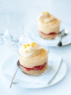 Cheat's strawberry trifles