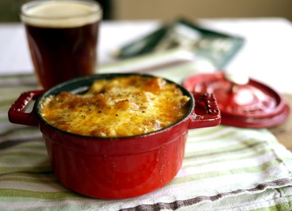 Cheddar and beer 'stovies'