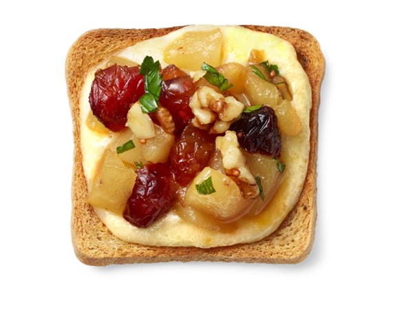 Cheddar and cranberry chutney crostini