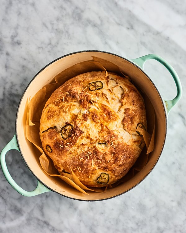 Cheddar and jalapeño no-knead bread