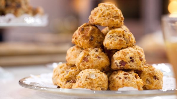Cheddar bacon biscuits
