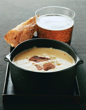 Cheddar beer soup