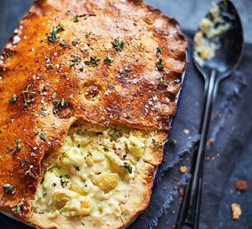 Cheddar cheese & shallot pie with fennel seed pastry