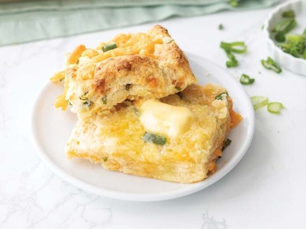 Cheddar-jalapeño green onion biscuits