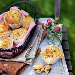 Cheddar, pancetta and spring onion muffins