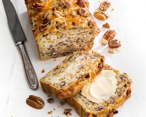 Cheddar-pecan loaf
