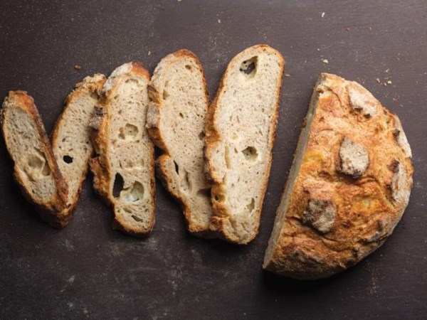 Cheddar sage Dutch oven bread