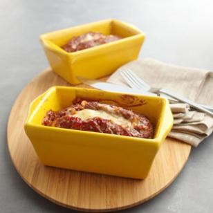 Cheddar-stuffed mini meatloaves with chipotle glaze