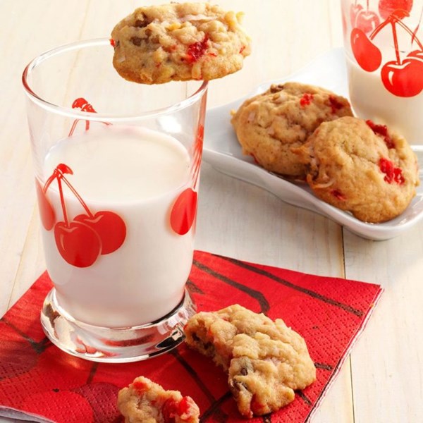 Cheery cherry cookies 