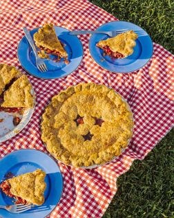 Cheery cherry pie