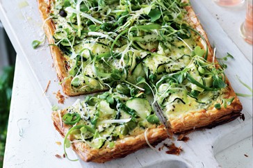 Cheese & herb free-form tart